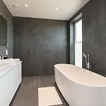Appartement 4bdr Modern And Stylish Near Kadriorg With Free Parking *