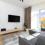 4bdr Modern And Stylish Near Kadriorg With Free Parking Appartement *