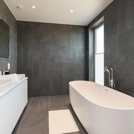 Appartement 4bdr Modern And Stylish Near Kadriorg With Free Parking *