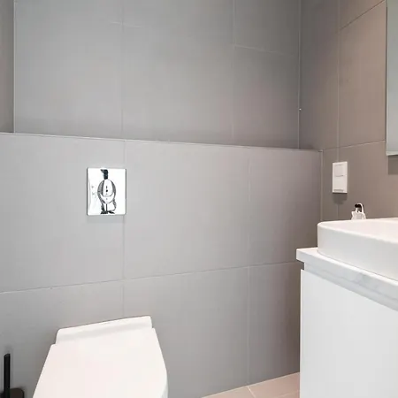 4bdr Modern And Stylish Near Kadriorg With Free Parking *