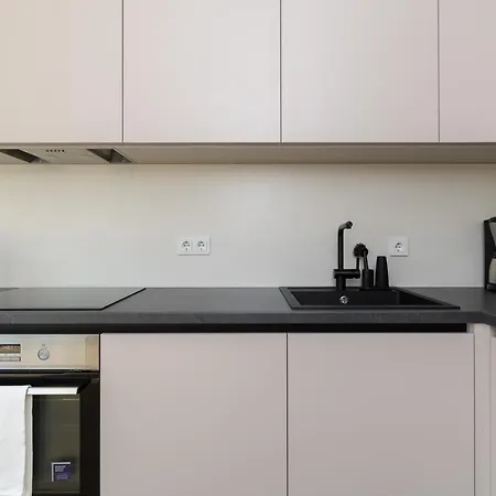 4bdr Modern And Stylish Near Kadriorg With Free Parking Appartement Tallinn