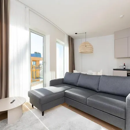 4bdr Modern And Stylish Near Kadriorg With Free Parking Appartement Tallinn