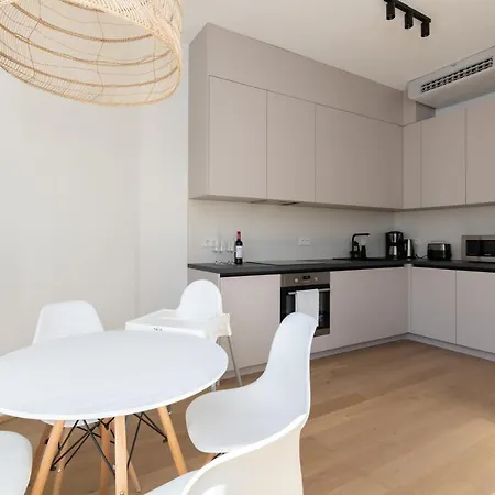 Appartement 4bdr Modern And Stylish Near Kadriorg With Free Parking *