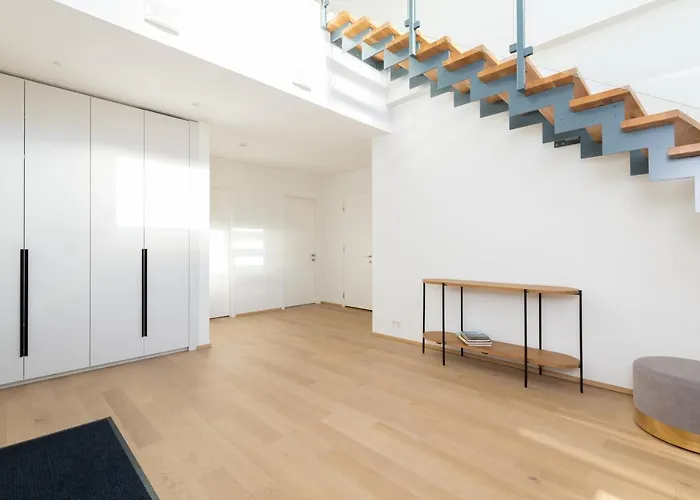 4bdr Modern And Stylish Near Kadriorg With Free Parking 塔林