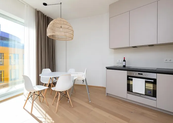 4bdr Modern And Stylish Near Kadriorg With Free Parking