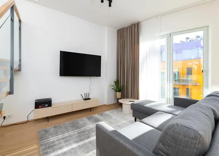 4bdr Modern And Stylish Near Kadriorg With Free Parking 公寓 *