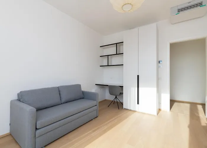 4bdr Modern And Stylish Near Kadriorg With Free Parking