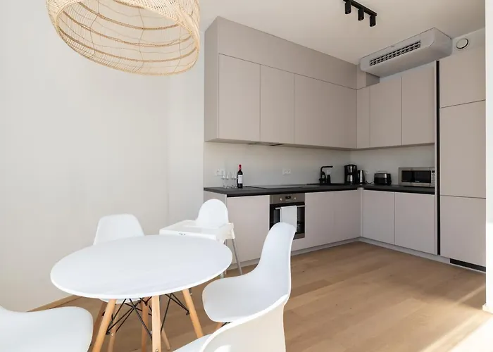 Appartement 4bdr Modern And Stylish Near Kadriorg With Free Parking *