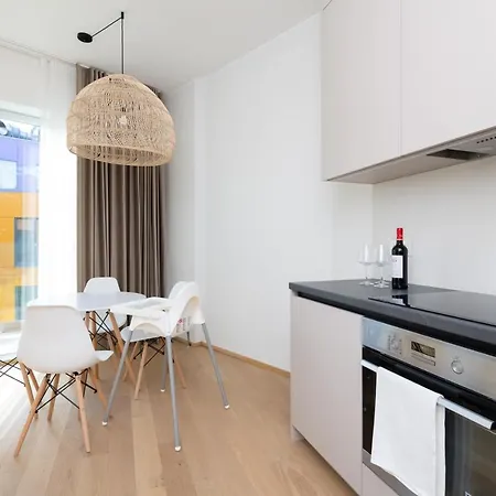 4bdr Modern And Stylish Near Kadriorg With Free Parking *