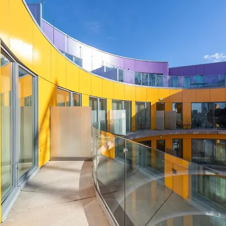 Apartamento 4bdr Modern And Stylish Near Kadriorg With Free Parking *