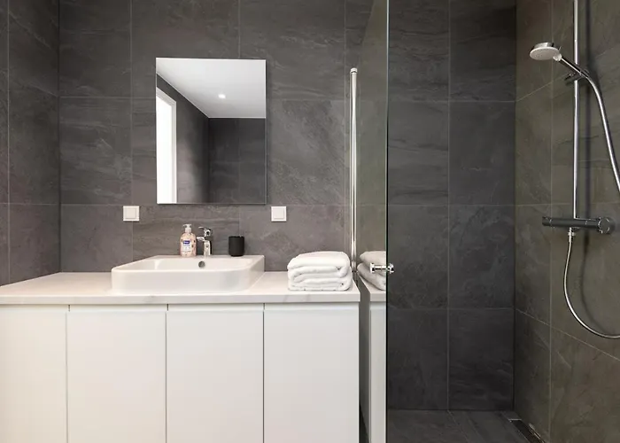 4bdr Modern And Stylish Near Kadriorg With Free Parking Таллин