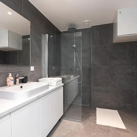 4bdr Modern And Stylish Near Kadriorg With Free Parking